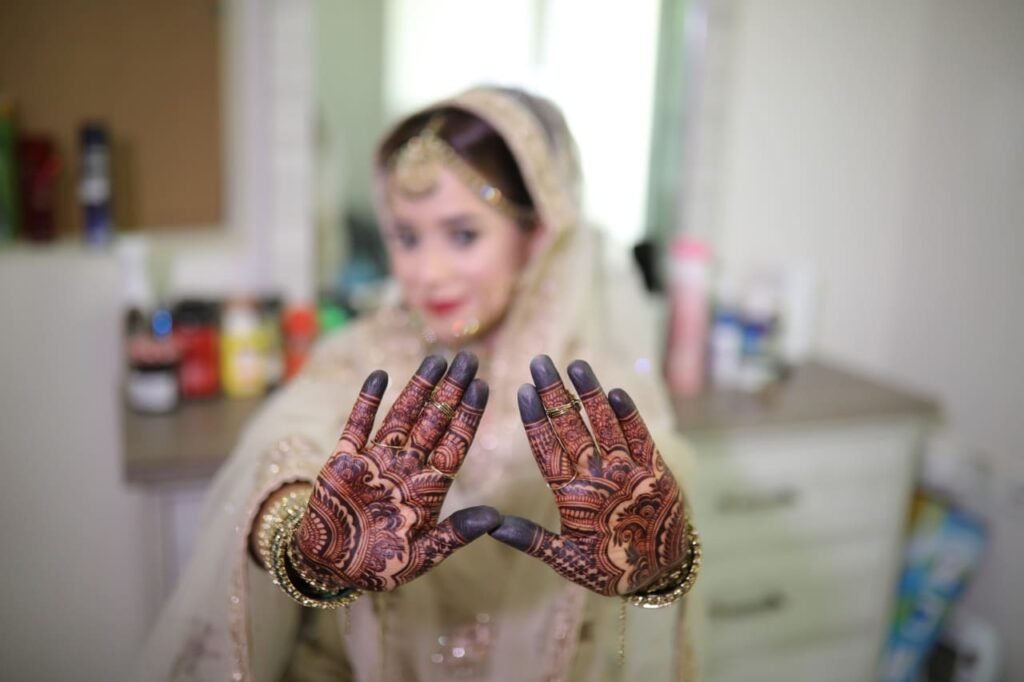 Bridal henna by Sana Mehndi Art in Dubai Middle east