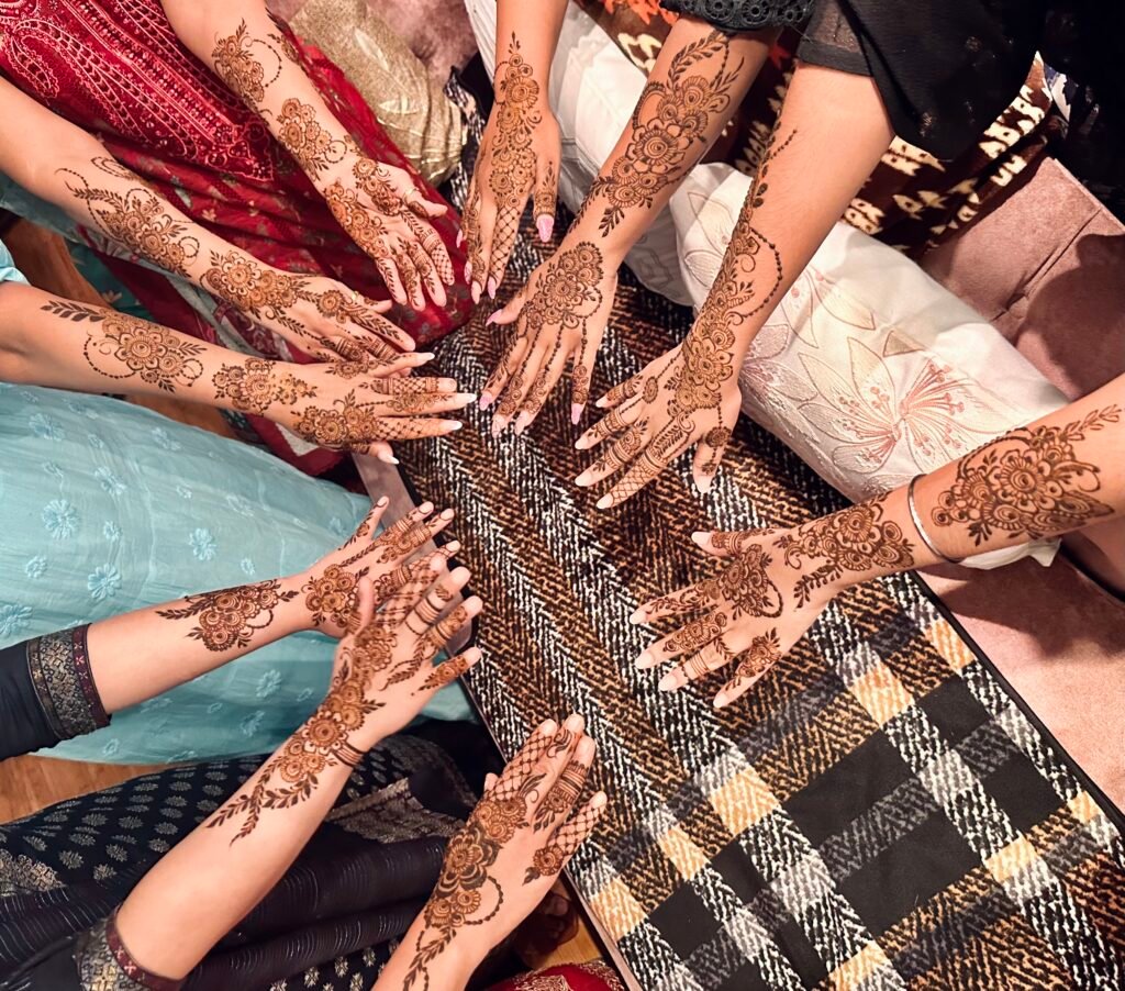 Party Henna for group